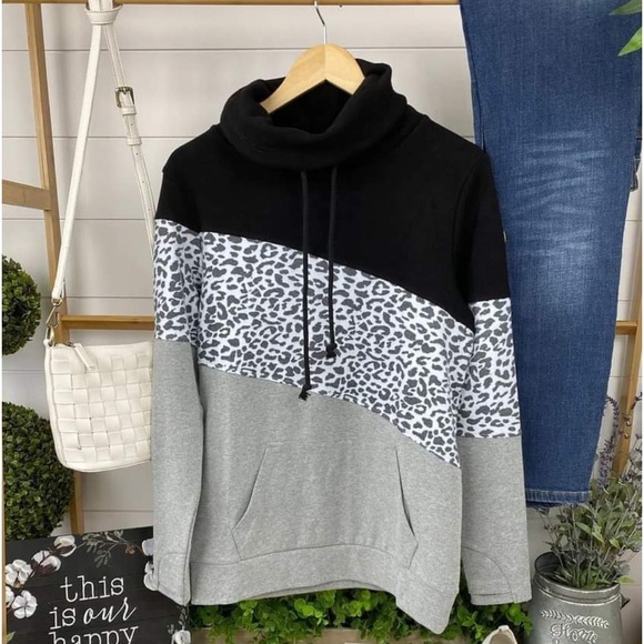 Tri Color Cowl- Snow Leopard various sizes - Picture 3 of 5